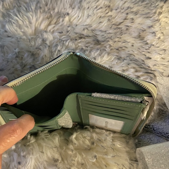 Coach Disney X Coach Medium Zip Wallet With Tiana!! - Picture 5 of 6